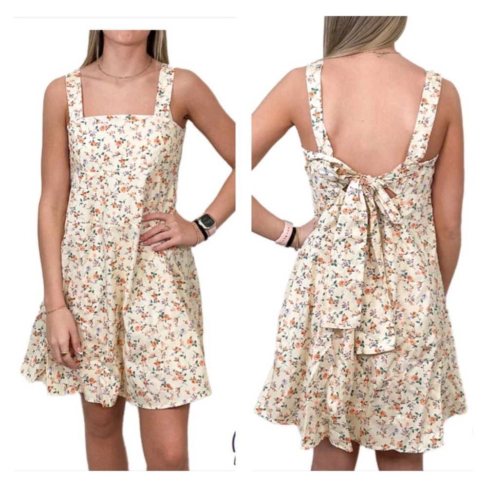 NWT‎ Altar’d State No Nonsense Floral Dress Women’s SZ Medium in Cream Multi